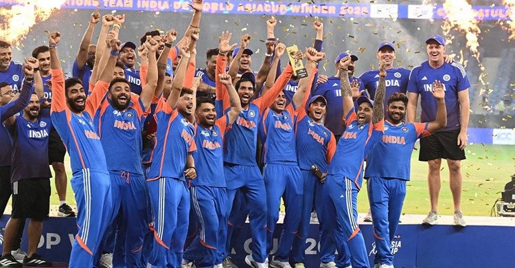 আবারও লজ্জাজনক পরাজয় পাকিস্তানের, এশিয়া কাপ চ্যাম্পিয়ন ভারত